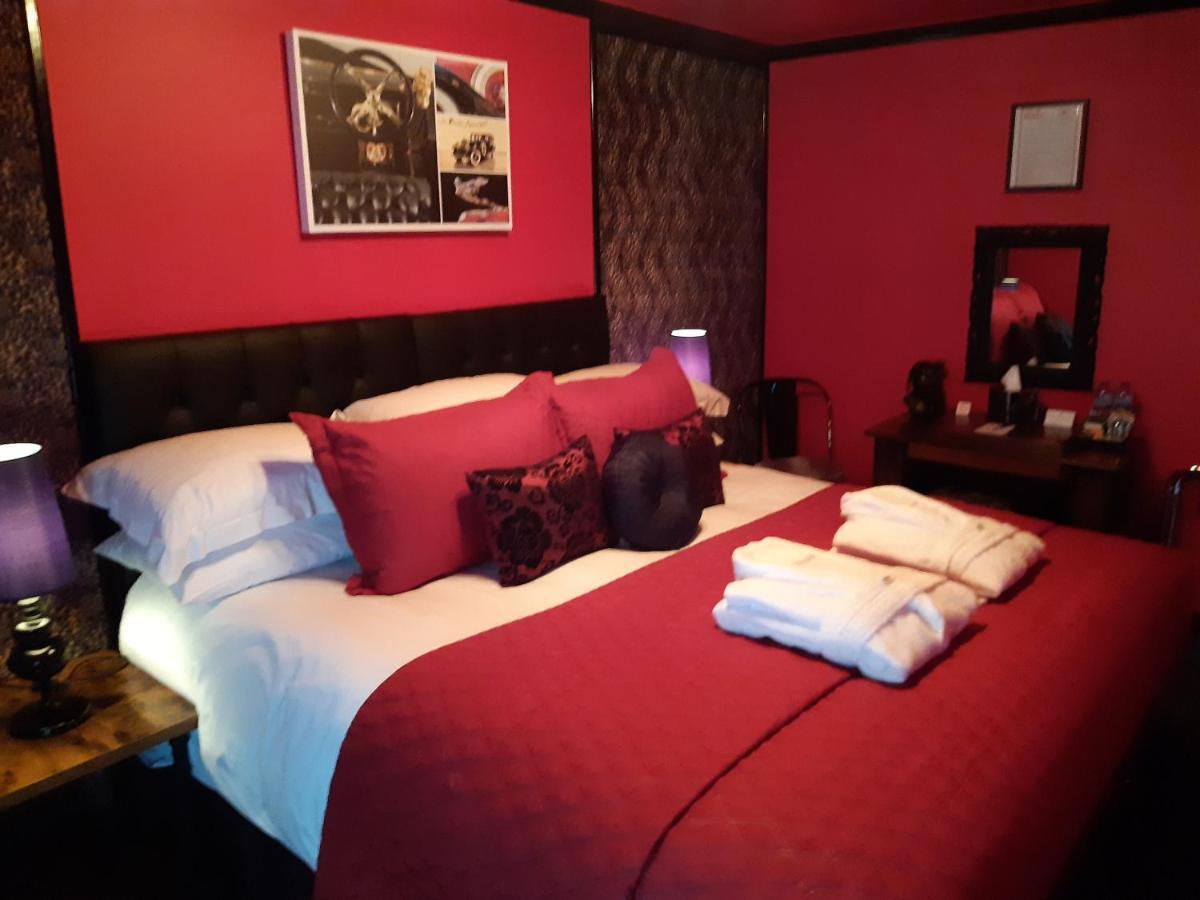 Cadillac Kustomz Hotel - Breakfast Available روثيسي المظهر الخارجي الصورة
