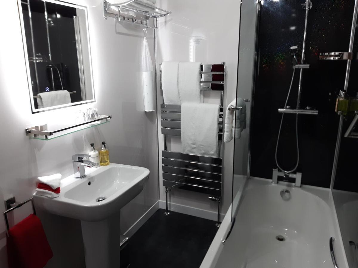 Cadillac Kustomz Hotel - Breakfast Available روثيسي المظهر الخارجي الصورة