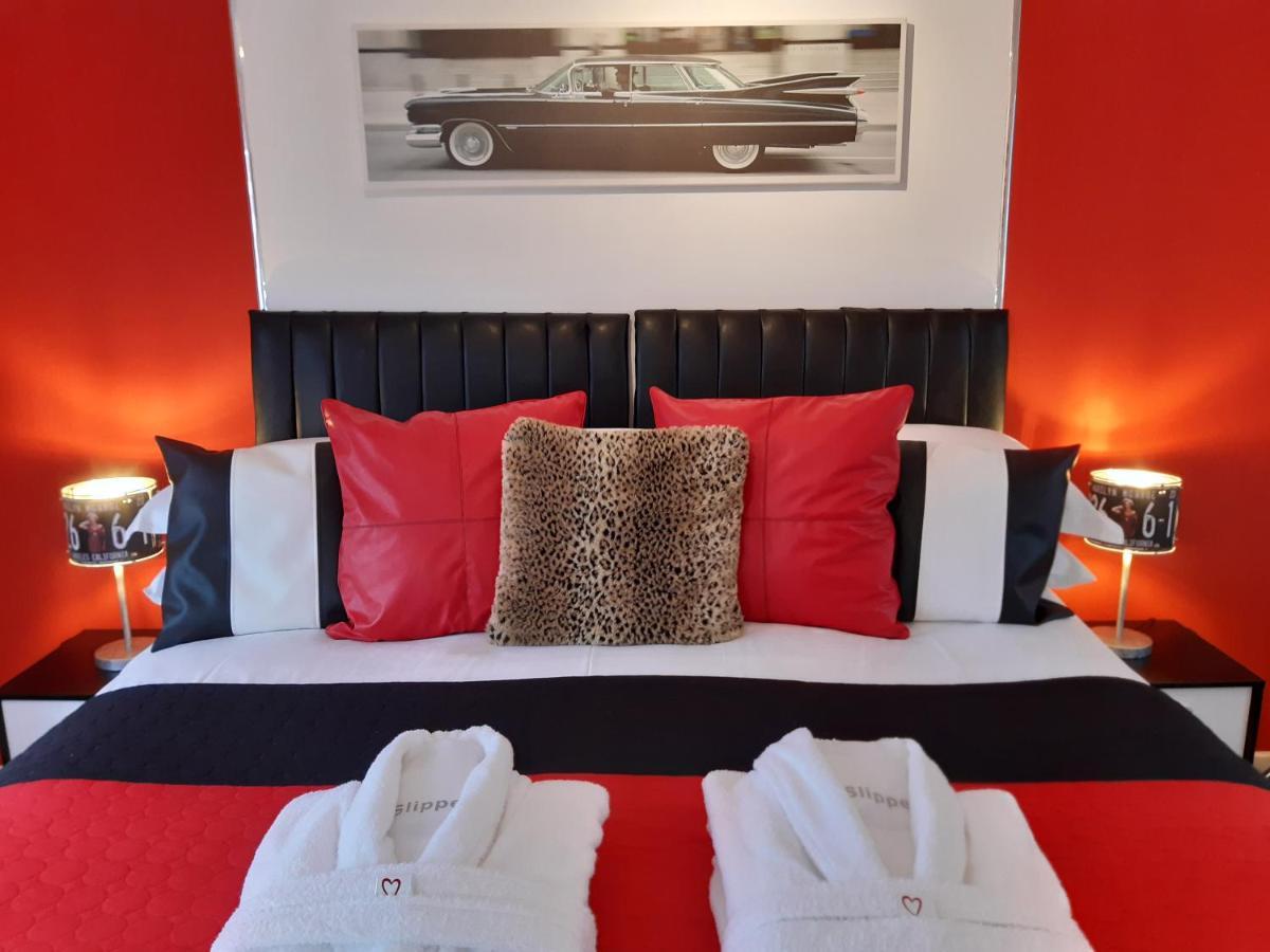 Cadillac Kustomz Hotel - Breakfast Available روثيسي المظهر الخارجي الصورة